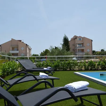 Sea View Holiday Seabreeze * דוברופוליינה